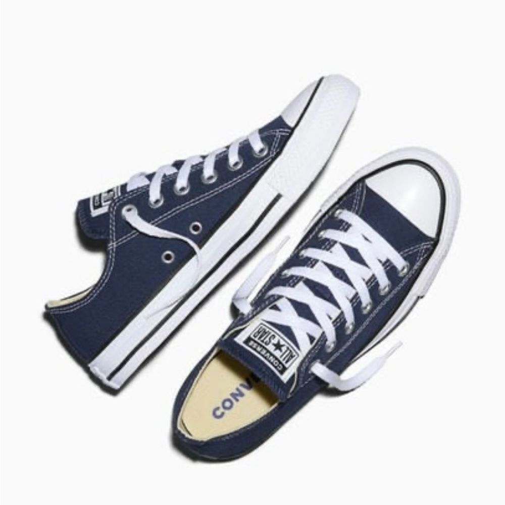 Converse All Star Chuck Taylor Blue Canvas. Size 6 Women